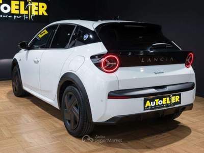 Lancia Ypsilon Ypsilon IV 2024 1.2 mhev 110cv e-dct Bianco usata Moncalieri