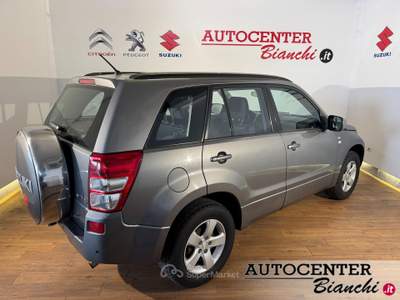 Suzuki Grand Vitara 1.9 ddis Executive Arancione usata Castelnovo ne' Monti