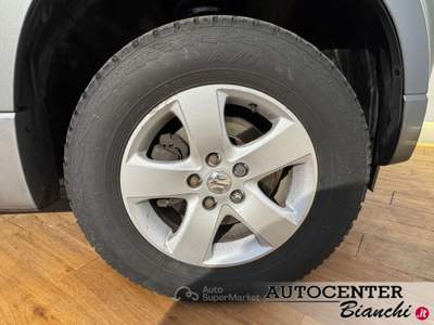 Suzuki Grand Vitara 1.9 ddis Executive Arancione usata Castelnovo ne' Monti