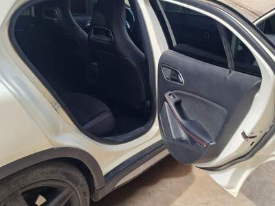 Mercedes-Benz GLA Non fumatore,tenuta in garage,due proprietari 132000km Bianco usata Marsala