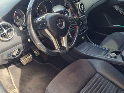 Mercedes-Benz GLA Non fumatore,tenuta in garage,due proprietari 132000km Bianco usata Marsala