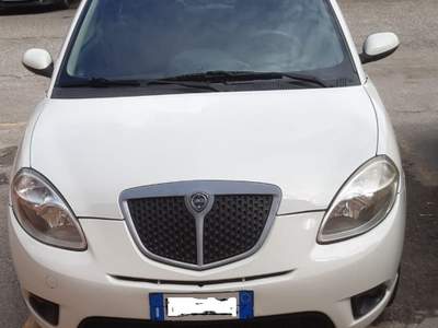 Lancia Ypsilon Lancia Ypsilon 1.4 1368 metano usata Castenaso