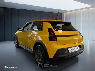 Renault Master Renault 5 R5 E-Tech Evolution urban range 120cv KM0 Giallo usata Porto Mantovano