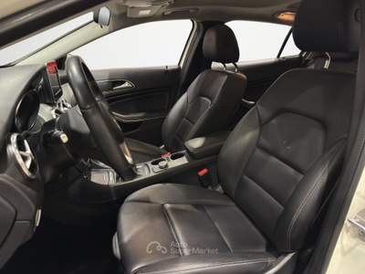 Mercedes-Benz GLA  180 d (cdi) enduro Beige usata Firenze