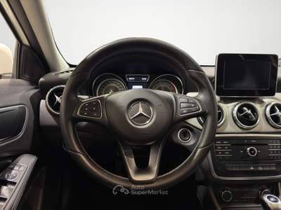 Mercedes-Benz GLA  180 d (cdi) enduro Beige usata Firenze