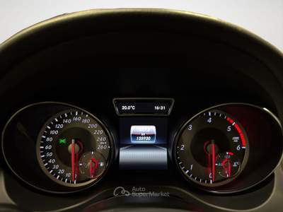 Mercedes-Benz GLA  180 d (cdi) enduro Beige usata Firenze