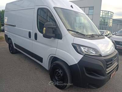 Fiat Ducato 35 2.2 Mjt 140CV PM-TM Furgone Bianco usata Assisi