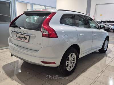 Volvo XC60 D3 Geartronic Business Plus Bianco usata Milano