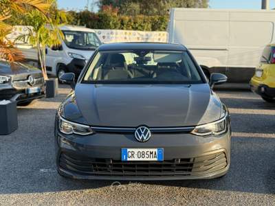 Volkswagen Golf 1.0 eTSI EVO DSG Life Grigio usata Fiumicino