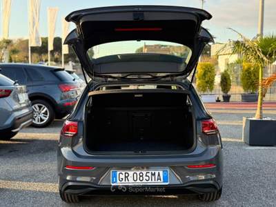 Volkswagen Golf 1.0 eTSI EVO DSG Life Grigio usata Fiumicino