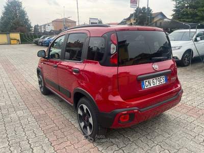 Fiat Panda 1.0 FireFly S&S Hybrid City Cross Rosso usata Arcore