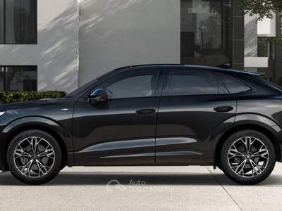Audi Q3 TFSI 110 kW S tronic S Line EditionTetto Aprib. Nero usata Melegnano