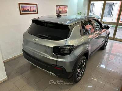 Jeep Avenger 1.2 Turbo MHEV Summit Infotaiment pack Grigio usata Melegnano