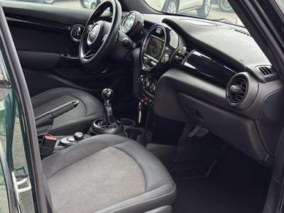 MINI Cooper Vettura garantita e molto versatile per qualsiasi utilizzo Verde usata Sant'Omero