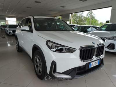 BMW X1 sdrive18d X-Line Edition Essence auto Bianco usata San Vito dei Normanni