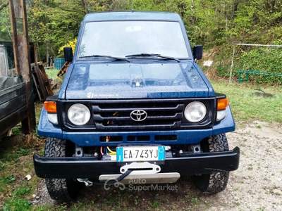 Toyota Land Cruiser HZJ 78 WAGON autovettura 9 posti Blu/Azzurro usata Borgo d'Anaunia