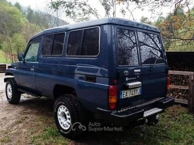 Toyota Land Cruiser HZJ 78 WAGON autovettura 9 posti Blu/Azzurro usata Borgo d'Anaunia