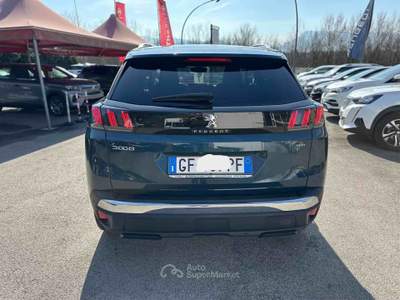 Peugeot 3008 Hybrid 225 e-EAT8 Allure Blu/Azzurro usata Villa Santa Lucia