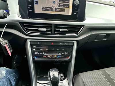 Volkswagen T-Roc SCR 150 CV DSG Life Blu/Azzurro usata Villa Santa Lucia