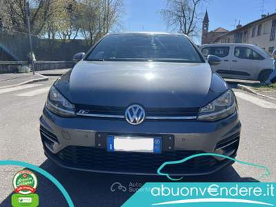 Volkswagen Golf 1.6 TDI 115 CV 5p. R-LINE Grigio usata Corbetta