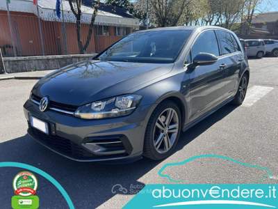 Volkswagen Golf 1.6 TDI 115 CV 5p. R-LINE Grigio usata Corbetta