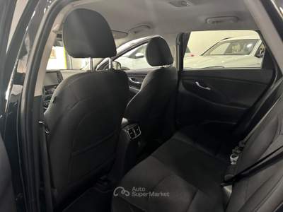Hyundai i30 1.0 t-gdi 48V Style&Techno Nero usata Pozzuoli