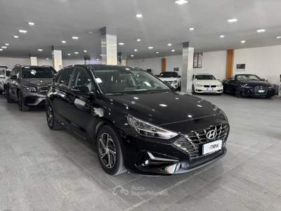 Hyundai i30 1.0 t-gdi 48V Style&Techno Nero usata Pozzuoli