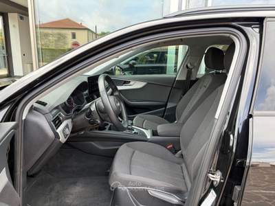 Audi A4 AVANT 30 TDI 136CV S-TRONIC BUSINESS Nero usata Noventa Vicentina