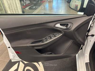 Ford Focus GARANZIA 12 MESI Bianco usata Valmontone
