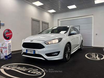 Ford Focus GARANZIA 12 MESI Bianco usata Valmontone