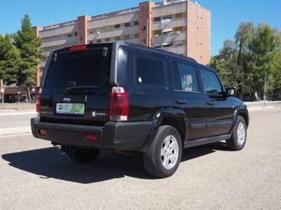 Jeep Commander 3.0 CRD DPF++ 7 POSTI++ Nero usata Bari