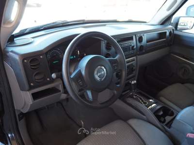 Jeep Commander 3.0 CRD DPF++ 7 POSTI++ Nero usata Bari