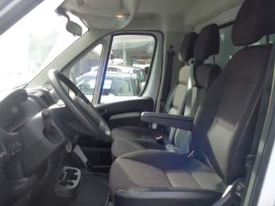 Peugeot Boxer 435 2200 BLUEHDI 140CV FURGONATO SPONDA ITALIA Bianco usata Roma
