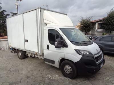 Peugeot Boxer 435 2200 BLUEHDI 140CV FURGONATO SPONDA ITALIA Bianco usata Roma