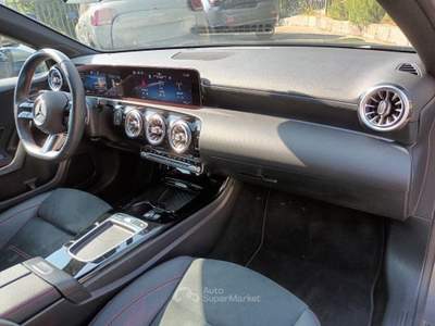 Mercedes-Benz Classe A D AUTOMATIC AMG LINE 116CV CAM360° NAV PACK LUCI Grigio usata Roma