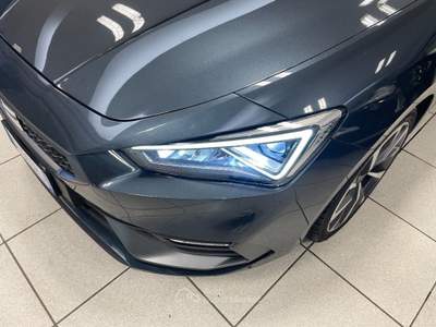 Seat Leon 2.0 TDI 150 CV DSG 5p. FR Grigio usata Arsago Seprio