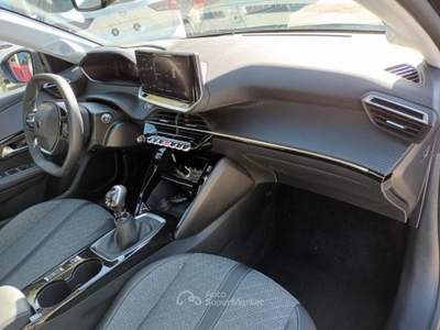 Peugeot 208 1200 PURETECH ALLURE 100CV CAM NAV CARPLAY ITALIA Nero usata Roma