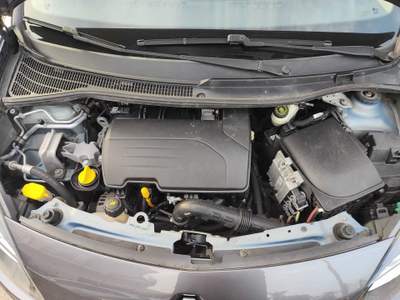 Renault Twingo Auto in ottime condizioni sia interno che esterno Nero usata SAVIANO