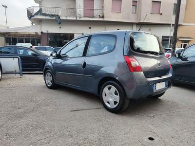 Renault Twingo Auto in ottime condizioni sia interno che esterno Nero usata SAVIANO