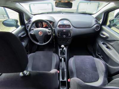 Fiat Punto Fendinebbia Funzione Cornering (si accendono in sterzata) usata SAVIANO