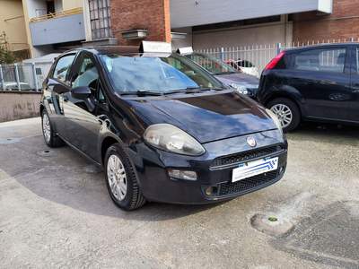 Fiat Punto Fendinebbia Funzione Cornering (si accendono in sterzata) usata SAVIANO