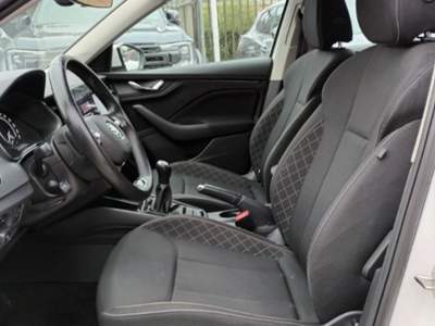Skoda Kamiq 1000 TSI 95CV CARPLAY ITALIA Bianco usata Pistoia