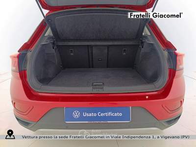 Volkswagen T-Roc 1.0 tsi life 110cv Rosso usata Vigevano