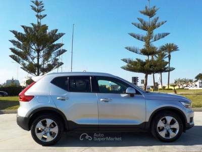 Volvo XC40 D4 AWD Geartronic Argento usata Gallipoli