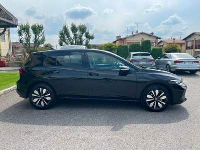 Volkswagen Golf Golf 1.5 TSI 115 CV ACT Life Nero usata Castiglione delle Stiviere