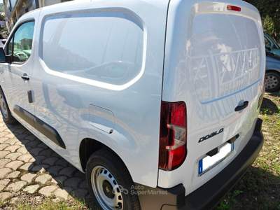 Fiat Doblò Doblò 1.5 BlueHdi 100CV PC-TN Van Bianco usata RENDE