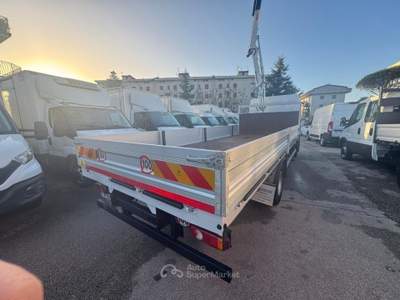 Daf CF 85 LF 120 Q.LI GRU+CASSONE FISSO  Bianco usata Pontecagnano Faiano