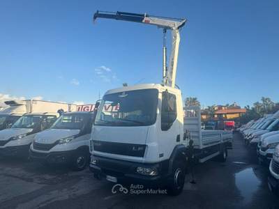 Daf CF 85 LF 120 Q.LI GRU+CASSONE FISSO  Bianco usata Pontecagnano Faiano