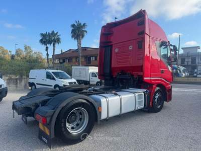 Iveco Daily STRALIS 510 TRATTORE STRADALE E6 Rosso usata Pontecagnano Faiano