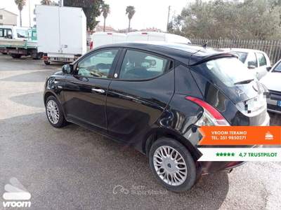 Lancia Ypsilon Ypsilon 1.2 69 CV 5 porte GPL Ecochic Gold Nero usata Teramo
